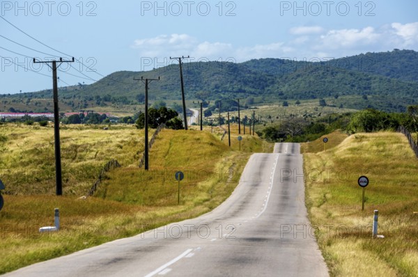 Country road between Santa Clara and Trinidad Valley of Ingenios, Valle de los Ingenios, country