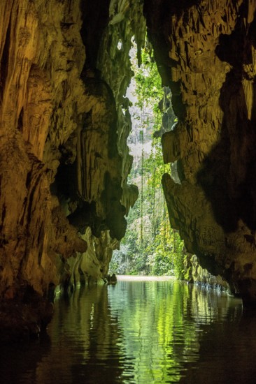 Caves of the Indios, Cueva del Indio, underground caves with a watercourse river open to tourists,