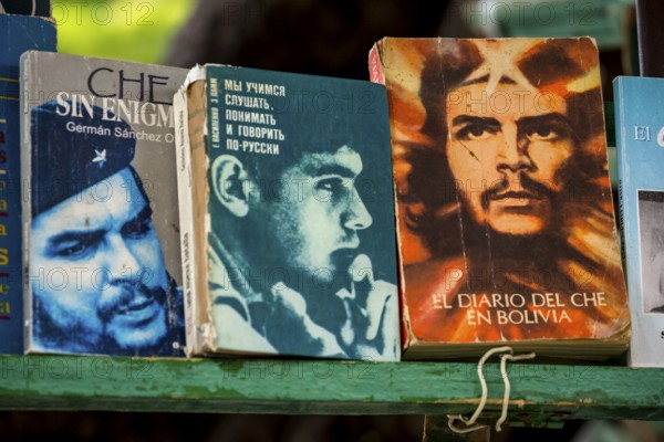 Antiquarian bookshop, used books about Ernesto Che Guevara at the flea market in the streets of Old