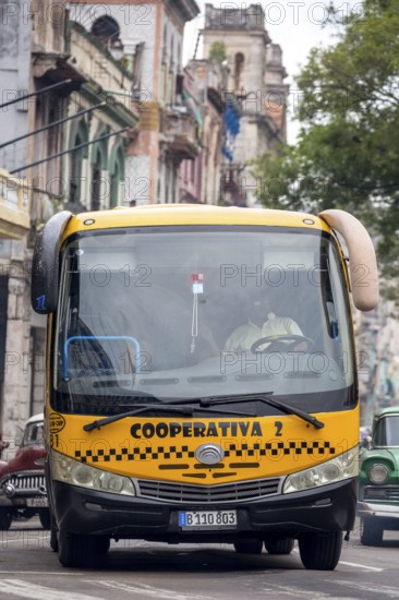 Bus in Havana, La Habana, Havana, Cuba, Cuba, Europe, aerial view, birds-eyes view, aerial