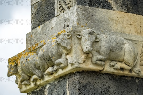 Sardinia, animal motifs cow capital, Santissima TrinitÃƒÂ di Saccargia, Romanesque church,
