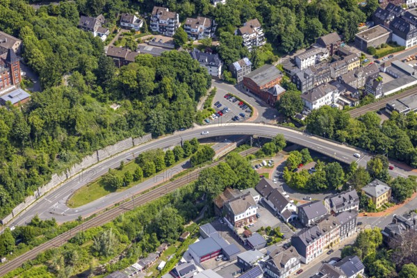 Aerial view, bridge Dr. Hans-Karl-Glinz-Straße over railway tracks, residential area Langenberg,