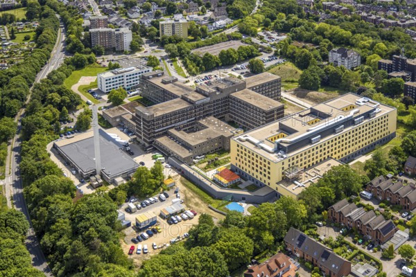Aerial view, HELIOS Klinikum Niederberg with construction site and new building, Velbert, Ruhr