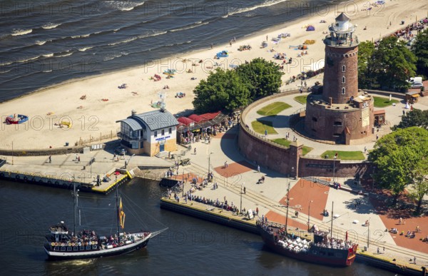 KoÅ'obrzeg, Kolobrzeg, lighthouse with bastion, Baltic Sea beach, Baltic Sea coast, Województwo