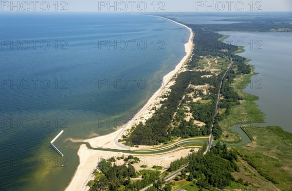 UnieÅ'cie, nest, beach, lagoon-like Jamno, Lake Jamunder, lagoon, Baltic Sea coast, Województwo