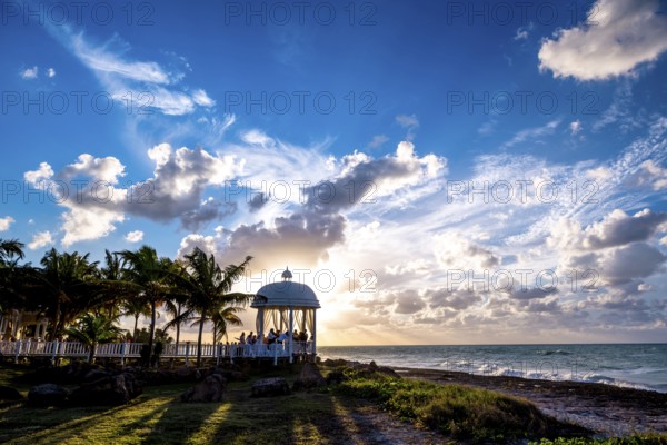 Wedding pavilion on the beach of Varadero with sunset in the hotel complex PARADISUS VARADERO