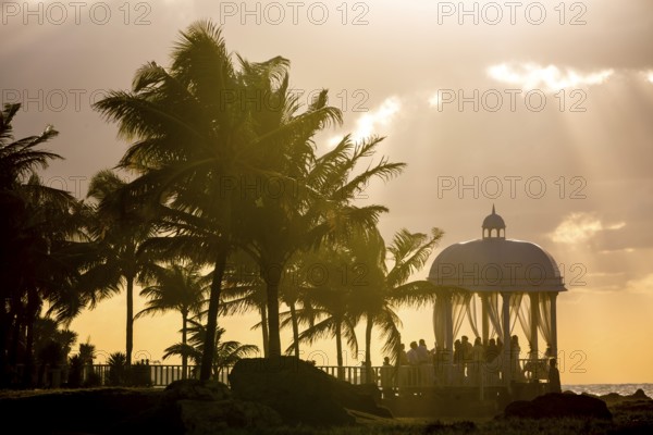Wedding pavilion on the beach of Varadero with sunset in the hotel complex PARADISUS VARADERO
