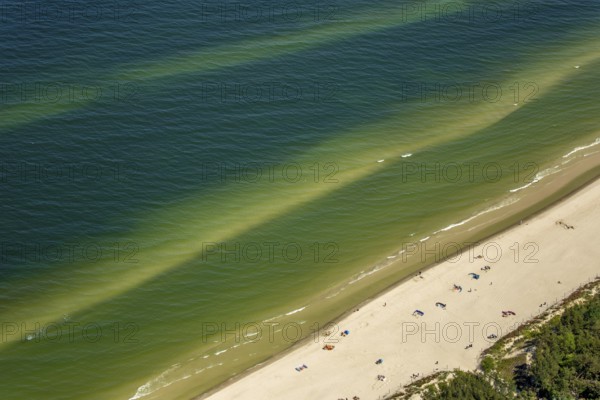 Bathers, Niechorze, Horst seaside resort, beach, Baltic Sea beach, Baltic Sea coast, Wojewóüdztwo