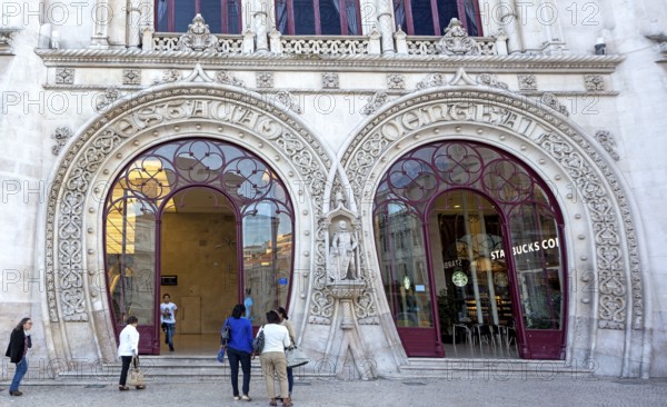 Art Nouveau façade Estação ferroviária do Rossio, Santa Justa - Lisboa do Rossio railway station,
