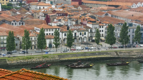 View over the Douro or Duero to the Gaia district, Vila Nova de Gaia, Sandeman, wine producer with