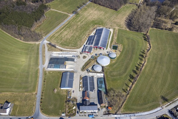 Aerial view, Sorpemilch GbR Landwirtschaftsbetrieb mit solar roof, Amecke, Sundern, Sauerland,