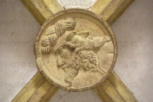 Legendary keystone of the Templars, Fortress of Tomar, Castle of the Knights Templar, Templars,