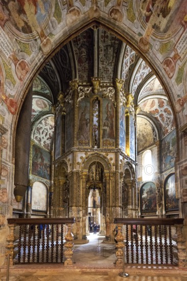 Charola, original Templar church, octagonal rotunda, fortress of Tomar, castle of the Knights