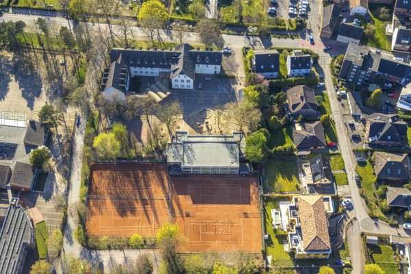 Aerial view, primary school Auf den Äckern, tennis courts Tennisclub Grün-Weiß Bork 1951 e.V.,