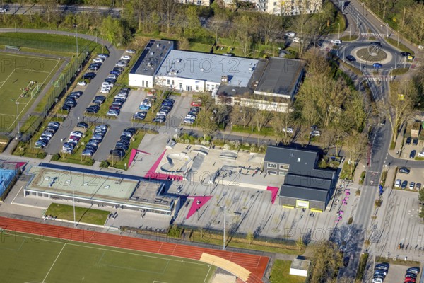 Aerial view, Campusplatz Nord with ground painting and rest areas, skate park, Selm, Münsterland,