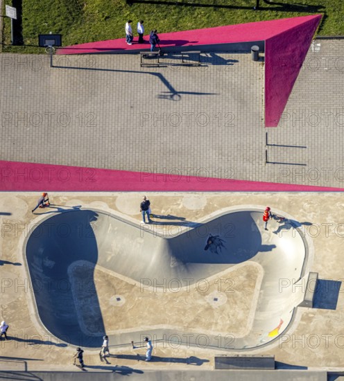 Aerial view, Campusplatz Nord with ground painting and skate park, Selm, Münsterland, North