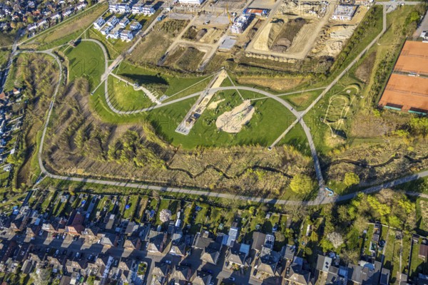 Aerial view, Auenpark and Selmer Bach with green area, residential area Grüner Weg, bycatch, Selm,