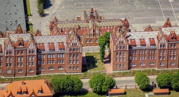 Malbork, Castle, Brick Gothic, River Nogat, City of Marienburg, Seat of the Grand Masters of the