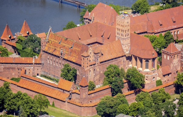 Malbork, Castle, Brick Gothic, River Nogat, City of Marienburg, Seat of the Grand Masters of the