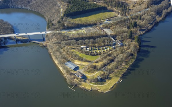 Aerial view, Biggesee dam and Kirchesohl peninsula, bridge Landesstraße L512, Olpe-Stadt, Olpe,