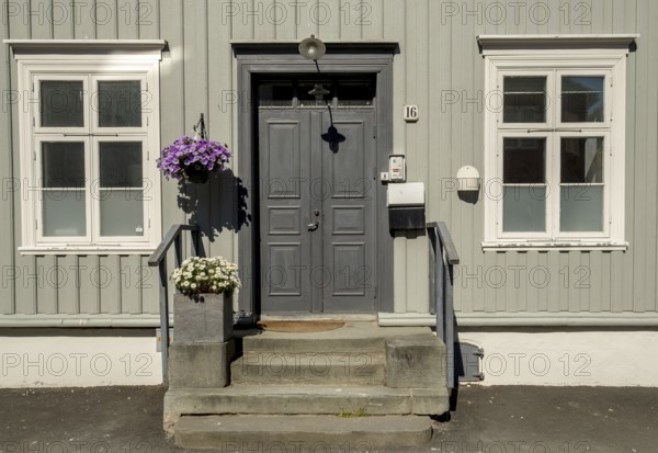 Shapes and colours, picturesque doors and windows, Nedre Bakklandet, Nygata Street, Trondheim,