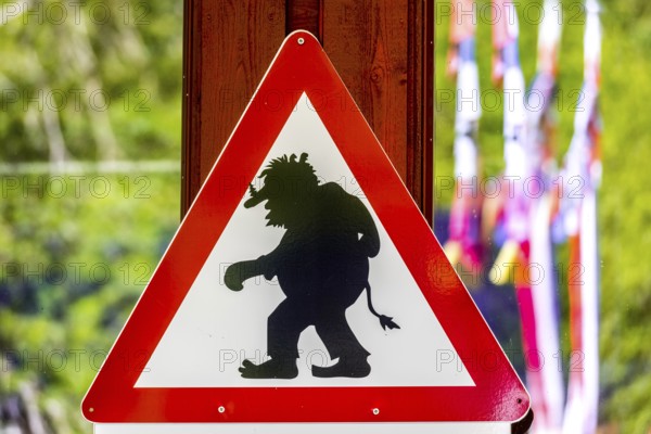 Traffic sign, caution trolls, Innfjorden, Møre og Romsdal, Norway, Scandinavia, Europe, adventure