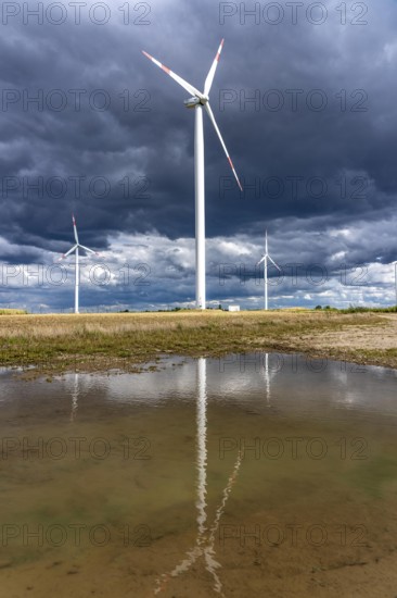 Wind farm, wind turbines, south of the village of Holzweiler, in the Rhenish lignite mining area