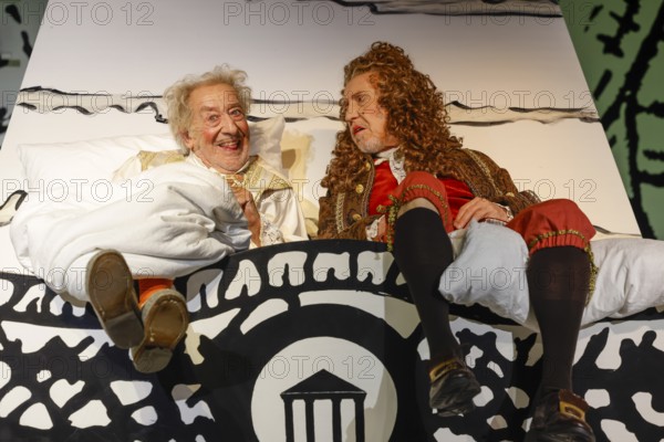 Dieter Hallervorden and Harald Effenberg at the photo rehearsal for the play 'Der eingebildet