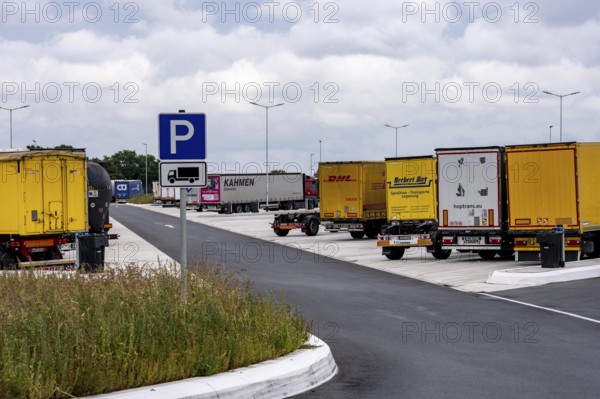 New large service area for trucks on the A1 motorway, largest parking area for trucks in North