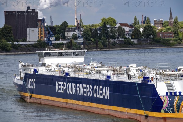 INEOS gas tankers transport butane gas from the ARA area, Antwerp-Rotterdam-Amsterdam, to the Ineos