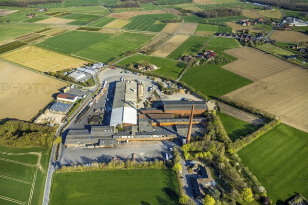Aerial view, Raiffeisen Vital eG and Hüning Elementbau with chimney, Olfen-Kirchspiel, Olfen,