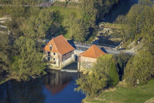Aerial view, Füchtelner Mühle as hydroelectric power station, river Stever and weir Köckelsumer