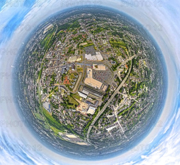 Aerial view, district Sterkrade, Bahnhofstraße shopping centre Sterkrader Tor with car park,