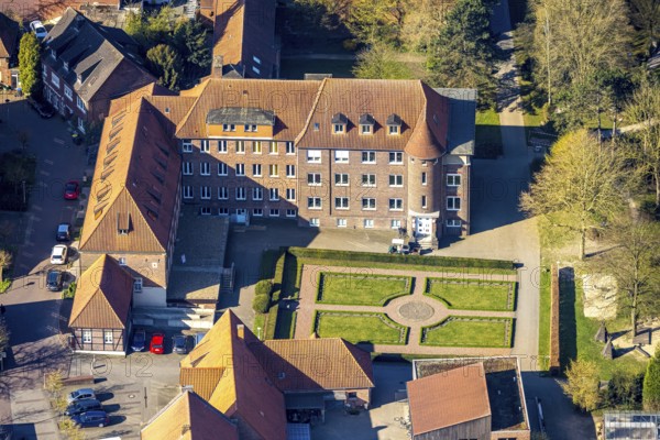 Aerial view, children's sanatorium social institution at Mauritiusplatz, garden, Nordkirchen,