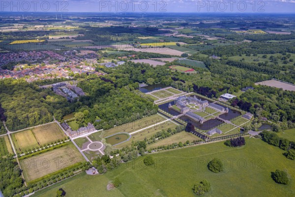 Aerial view, Nordkirchen Castle and Castle Park, Oranienburg, Orangery, former residence of the
