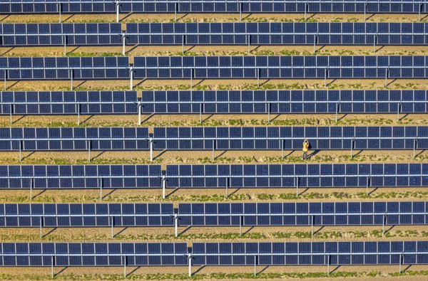Aerial photo, solar park, open-space photovoltaic plant in the Berger farming community, shapes and