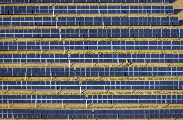 Aerial photo, solar park, open-space photovoltaic plant in the Berger farming community, shapes and
