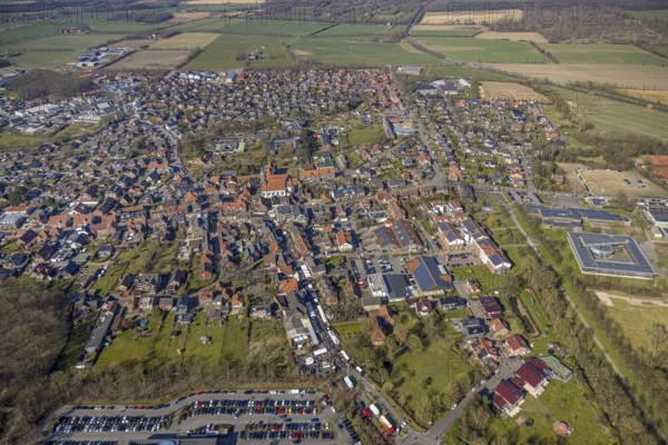 Aerial view, Holland market on the Schlossstraße in Nordkirchen, stalls and 10000 visitors,