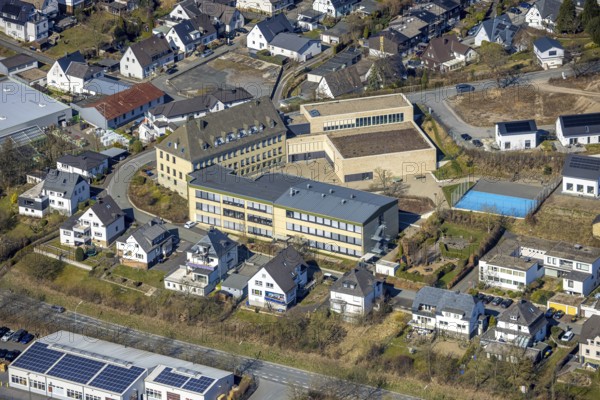 Aerial view, St. Walburga-Realschule, An Klocken Kapelle, building area and residential area,