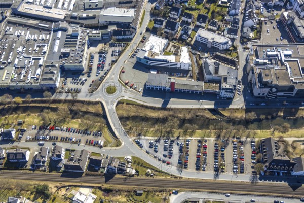 Aerial view, Johannesbrücke over the river Ruhr, Fritz-Honsel-Straße and Mühlenweg with roundabout,