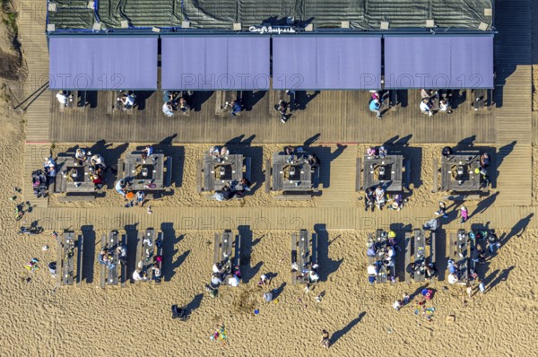 Aerial view, Café Seepark Lünen with outdoor catering and sandy beach at Horstmarer See, guests at