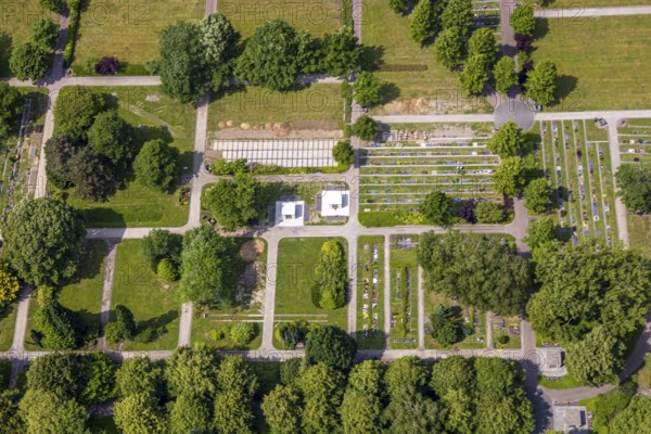 Aerial view, South cemetery with green area cemetery, Sodingen, Herne, Ruhr area, North