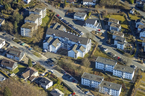 Aerial view, Richard-Winkel-Seniorenzentrum Maumke, Bonzel, residential area high-rise buildings