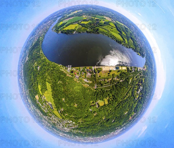 Aerial view, Lake Baldeney and Seaside Beach, below city forest, above district Fischlaken meadows