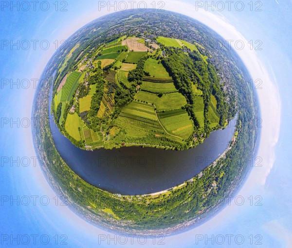 Aerial view, Lake Baldeney and district Fischlaken with Hardenbergufer, meadows and fields, globe,