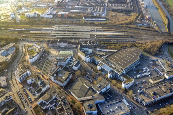 Aerial view, main railway station Hbf, station forecourt Platz der Deutschen Einheit and Technical