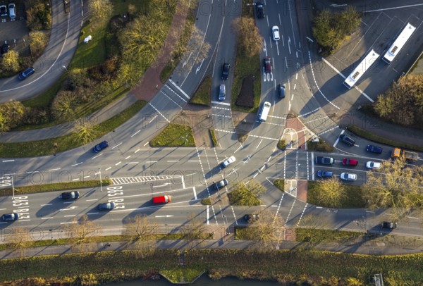 Aerial view, road traffic intersection Hafenstraße and Westring federal road B63, centre, Hamm,