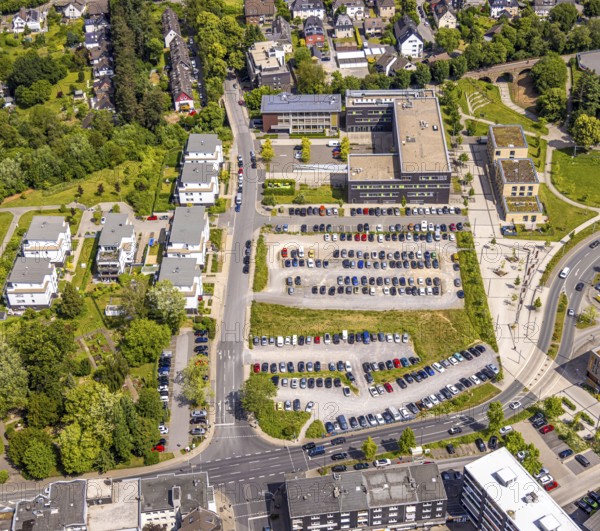 Aerial view, Campus Velbert/Heiligenhaus university and car parks, new residential area Am