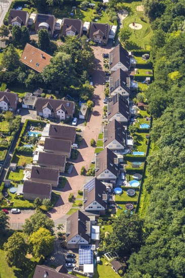 Aerial view, single-family terraced houses, housing estate Adolf-Reichwein-Straße and gardens with
