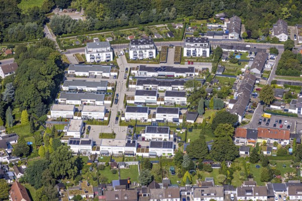 Aerial view, residential area housing estate Alter Sportplatz with flat roof bungalows, Brauck,